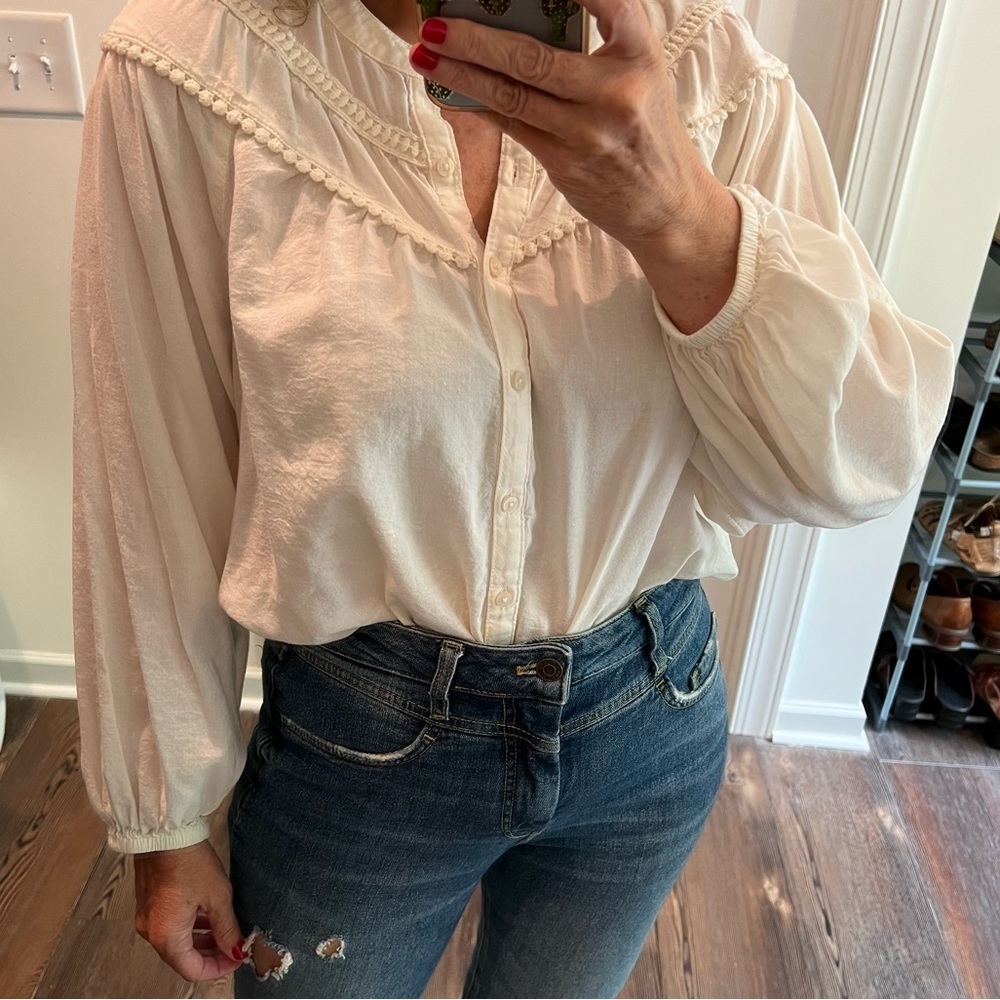 Cream color poet top size small old navy oversized fit